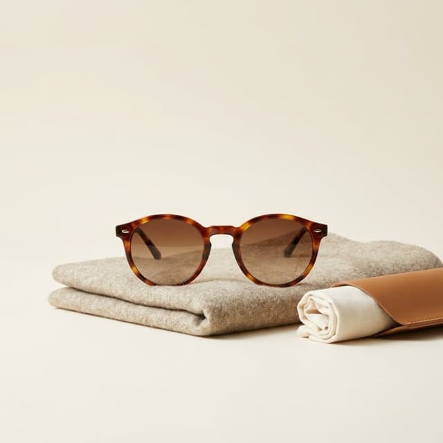 Round sunglasses